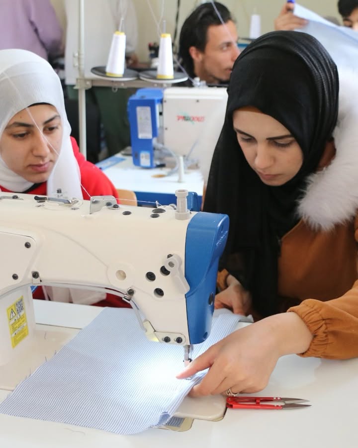 في إطار دعم المهارات المهنية وتعزيز فرص الإنتاج، نفّذ مركز عرسال في جمعية الوعي والمواساة…