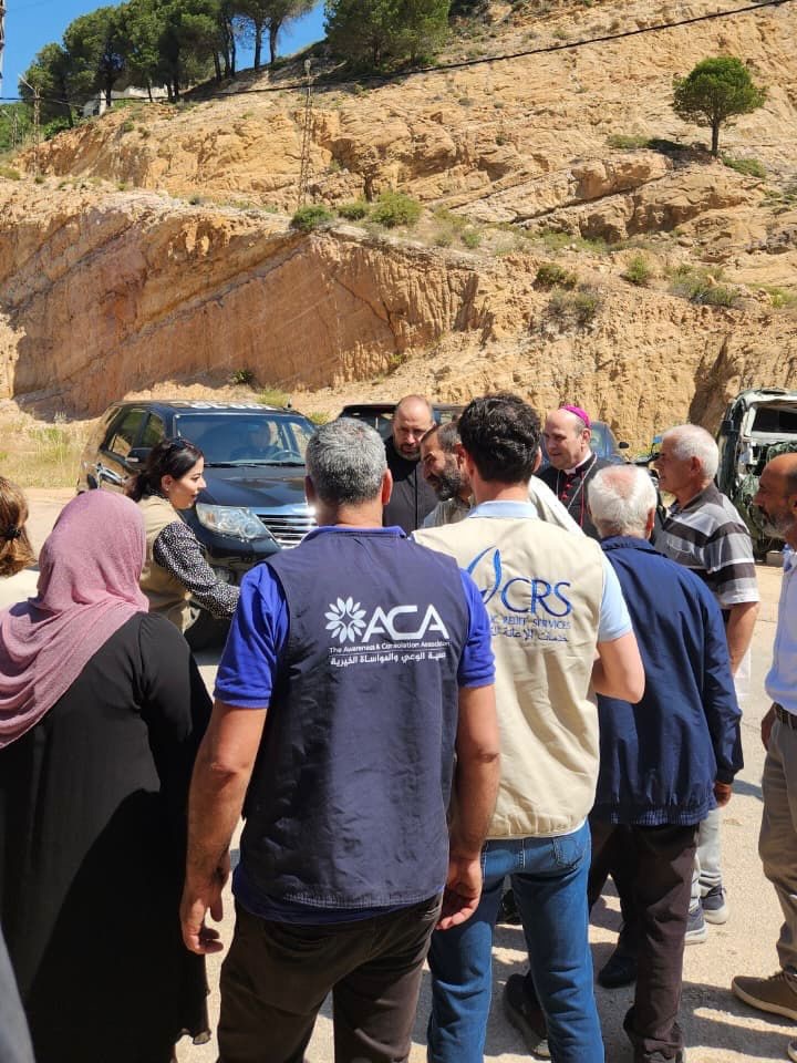 بحضور السفير البابوي المونسنيور باولو بورجيا، رئيس جمعية كاريتاس الأب سمير غاوي، ورئيس…