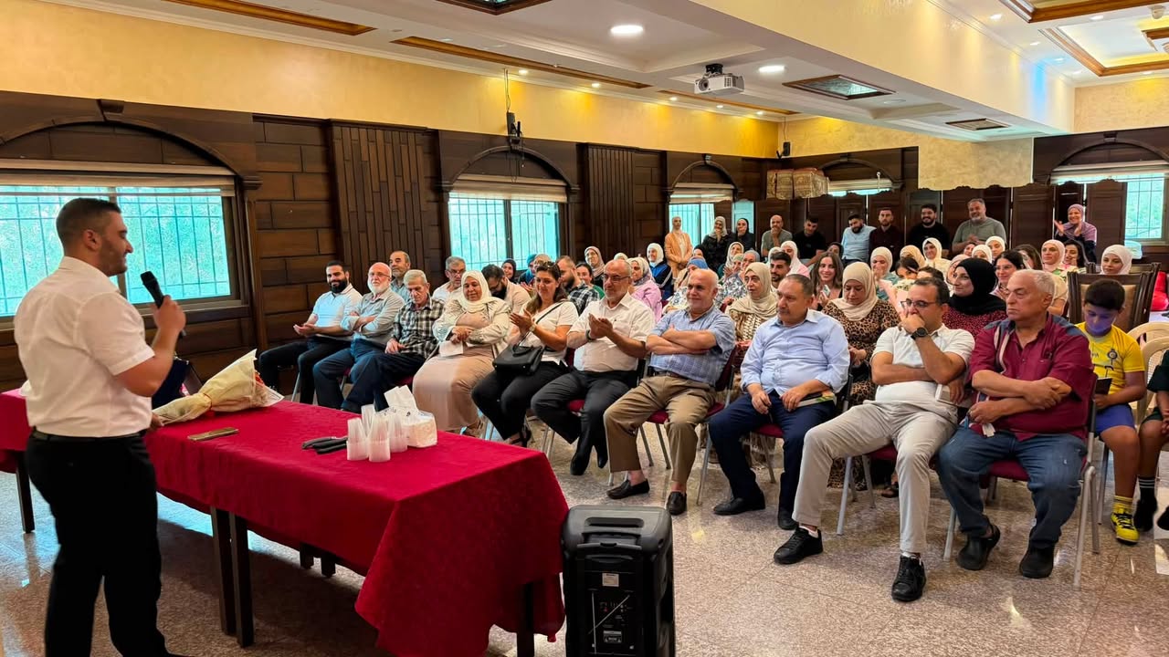 جمعية الوعي والمواساة الخيرية تكرّم الحاجة فاطمة الحجار تقديرًا لمسيرة عطاء امتدت لأكثر…